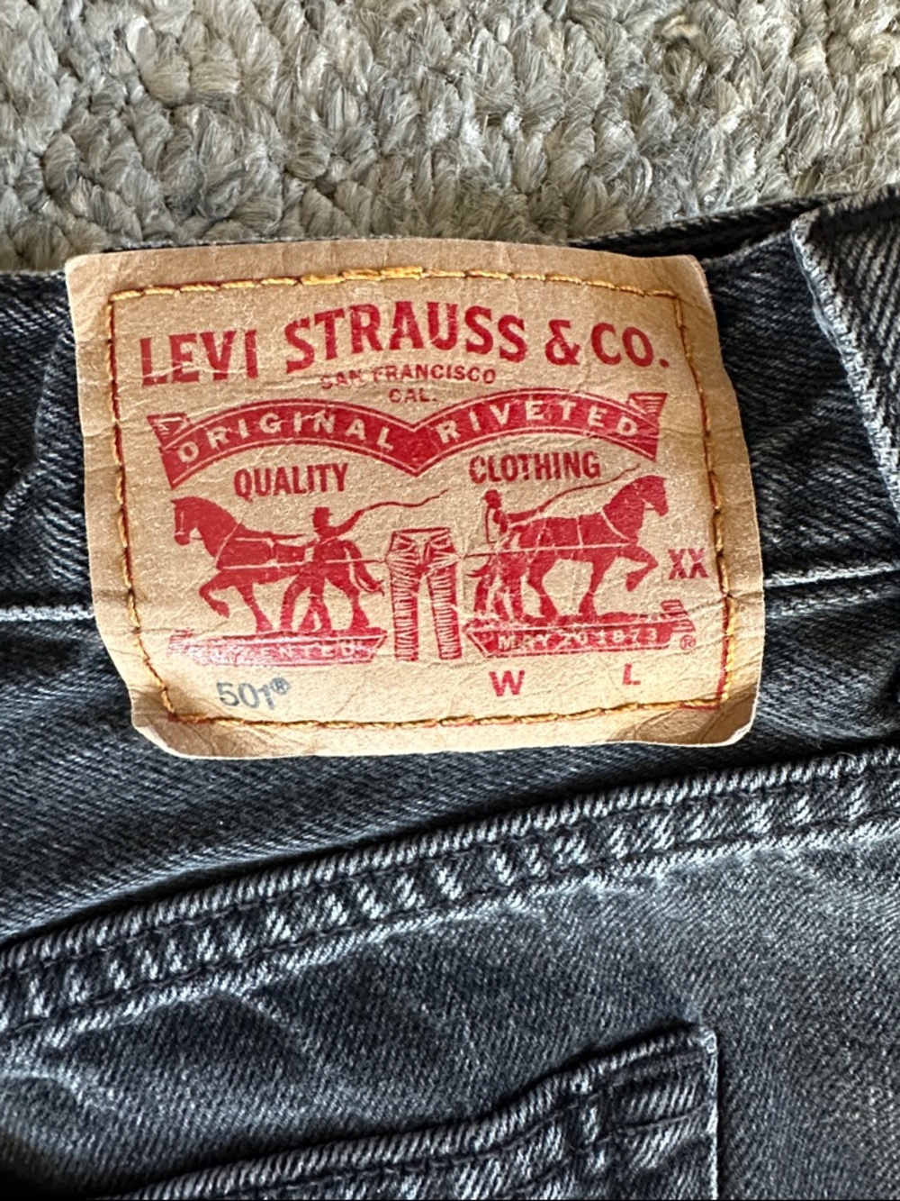 Levi’s Black Denim Cutoff Shorts - Picture 7 of 8